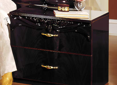 Ekskluzywne łóżko z tapicerowanym designem, włoskie meble drewniane nowe