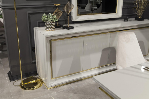 Luksowne lustro ścienne w nowoczesnym stylu z białą ramą