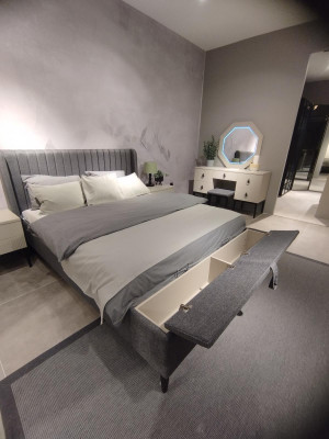 Luksusowy Zestaw Sypialnia Designerskie Podwójne łóżko Eleganckie 2x Szafki nocne