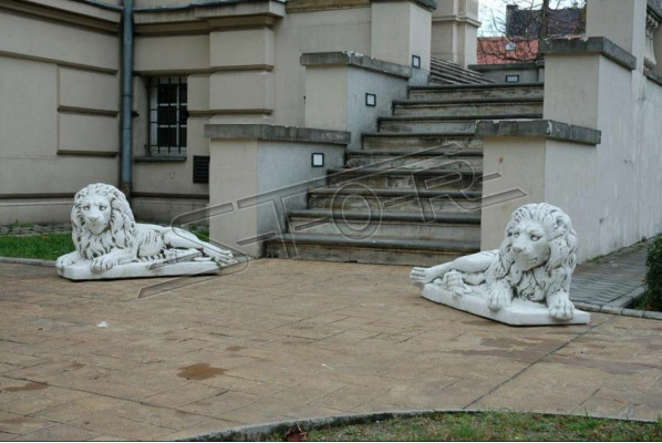 Leżący Lew Posąg Figura Dekoracja Patio Ogrodowego Biała Rzeźba Natura