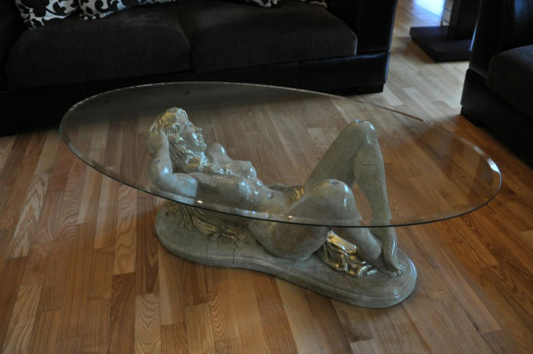 Erotyczna szklana rzeźba stolikowa figurka stolik kawowy Tabela sofa zamówienie stoły statua