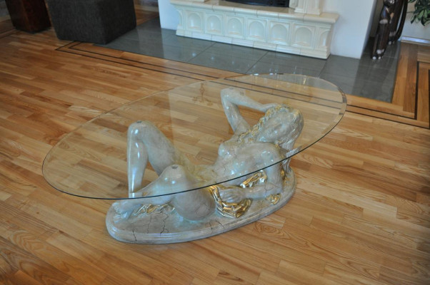 Erotyczna szklana rzeźba stolikowa figurka stolik kawowy Tabela sofa zamówienie stoły statua