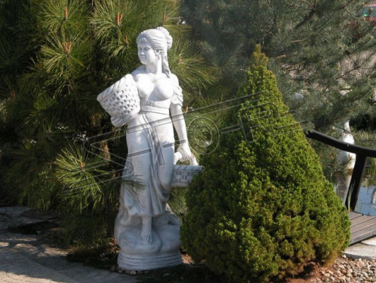 Antyk w stylu figurki kobiety z koszem, figurki ogrodowe projektanta, rzeźby