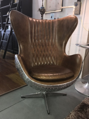 Eggchair Skóra brązowy metal srebrne uszyFotel Egg Chair Flieger Club