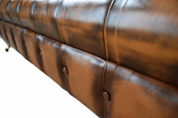 Sofa 4 miejsce do siedzenia Chesterfield Design Luksusowa Sofa Podkładka Couch New Brown