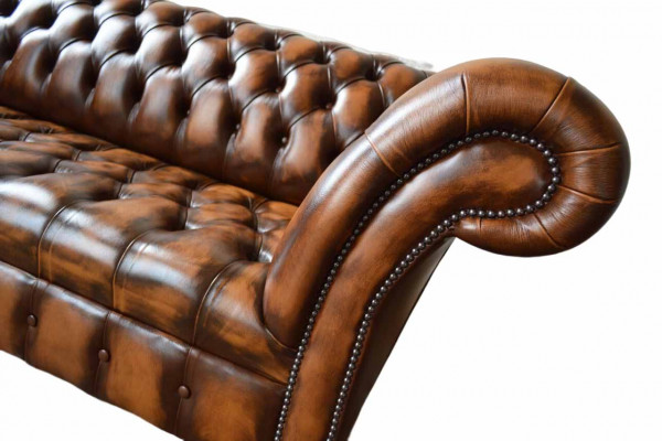 Sofa 4 miejsce do siedzenia Chesterfield Design Luksusowa Sofa Podkładka Couch New Brown