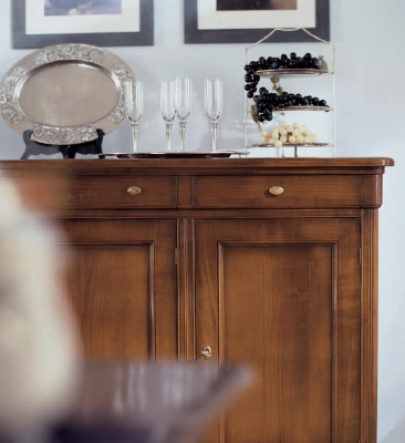 Kredens Salon Kredens Szuflady Drewno Kredens Szafa Szafki Solidny Nowy