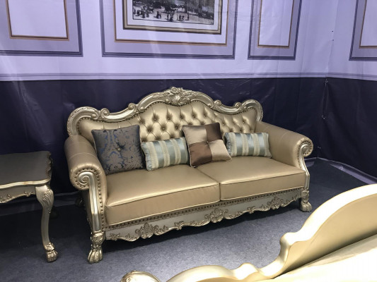 Klasyczne 3 miejsce do siedzenia Sofa Sofa Sofa Podkładka Sofy Kanapy Barok