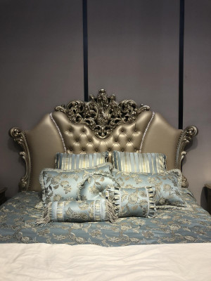 Łóżko Design Podwójne łóżko luksusowe Classic Baroque Chesterfield 184x214cm nowość
