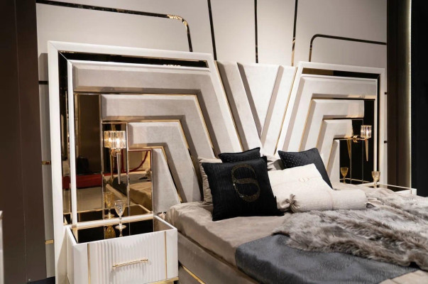 Sypialnia Zestaw Łóżko 2x Szafki nocne Luksusowy nowy 3-częściowy Design Modern Drewno