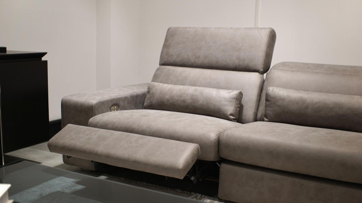 Sofa w kształcie litery L Nowoczesna kanapa narożnikowa Zestaw do salonu Umeblowanie Design stolik kawowy