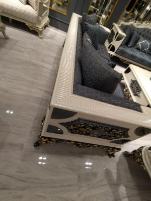 Luksusowa Sofa 3 miejsce do siedzenia Sofa Noble Elegancka Sofa do Salonu Art Deco Nowość