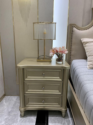 Szafki nocne Stolik nocny projekt konsoli nocnej Sypialnia Stolik Gold Drewno