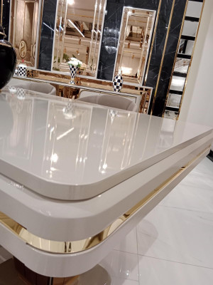 Projektant Stół obiadowy Wyrazisty projekt stołu Elegancki New Modern