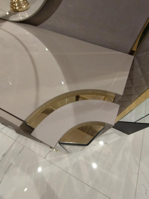 Kredens z Lustro Modern Kredens z Lustro Luxus Moder design Sypialnia
