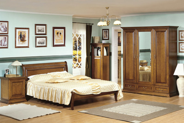 Klasyczna witryna Gablota prezentuje nowy model szafki szklanej Szafa