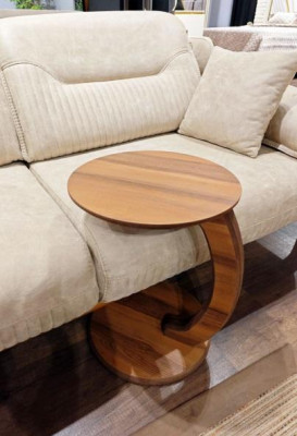 Stolik z wysokiej jakości płyty wiórowej MDF w kolorze brązowym do salonu