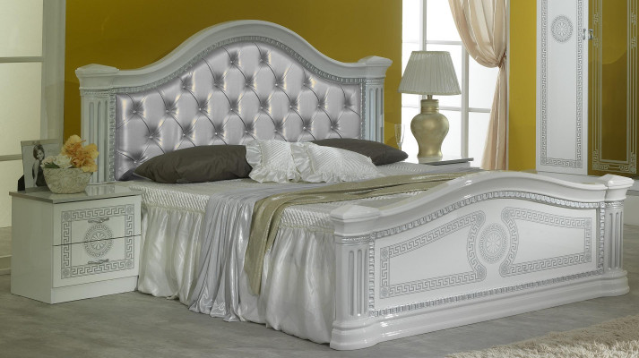 Klasa Sypialnia Zestaw 3szt. Łóżko Podwójne łóżko 2x Stolik nocny Chesterfield