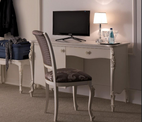 Półki Biurko Tabela Krzesło 2-częściowe Biurko Office Classic Furniture Drewno