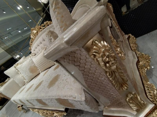 Sofa trzyosobowa projektowana 3 miejsce do siedzenia kanapy Włókienniczy Sofa Chesterfield materiałowa nowa