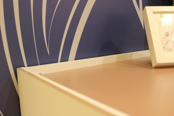 żłobek Zestaw Łóżko + Stolik nocny + Ławka Nowoczesny Zestaw Łóżko 3-częściowy. Ławka kompletna