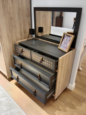 Ekskluzywny Design Kredens z Lustro Sypialnia Kredens Design Szafa