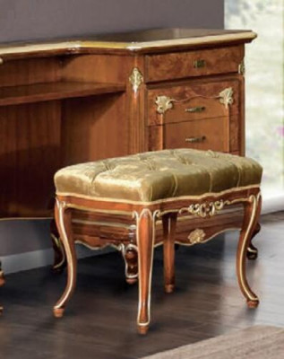 Stołek Designerski Podnóżek Chesterfield Podnóżek Szezlong Podkładka Nowość