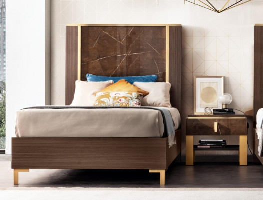 Łóżko Stolik nocny Sypialnia Łóżko tapicerowane Classic Designer Meble arredoclassic
