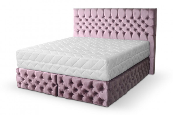 Chesterfield różowa sypialnia z podwójnym łóżkiem, drewniane meble, elegancki materiał tapicerski -
