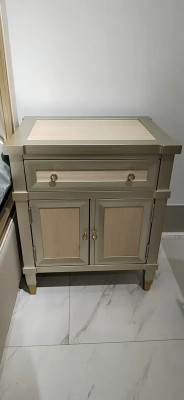 Stolik nocny stoły Konsole stoły Drewno Kredens Stolik Klasyczni projektanci