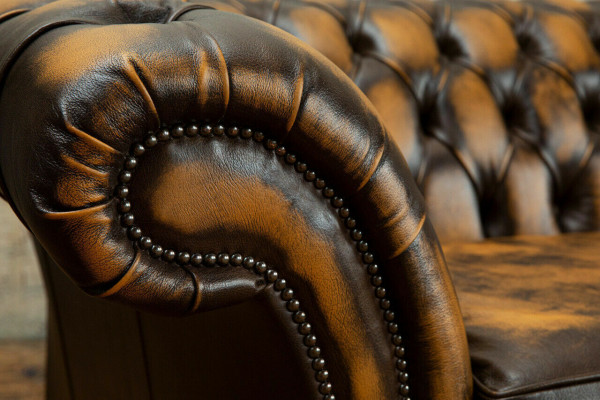 Noble Chesterfield Brown Trzyosobowa Luksusowa Podkładka Kanapy Designerskie Sofy