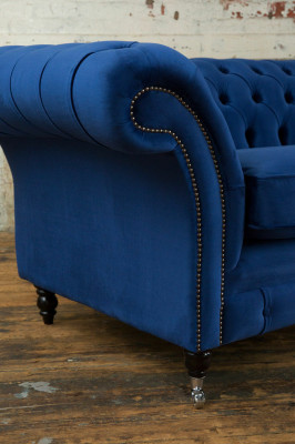 Klasyczna kanapa Chesterfield 4 miejsce do siedzenia Sofa Aksamit Skóra Blue Design Podkładka