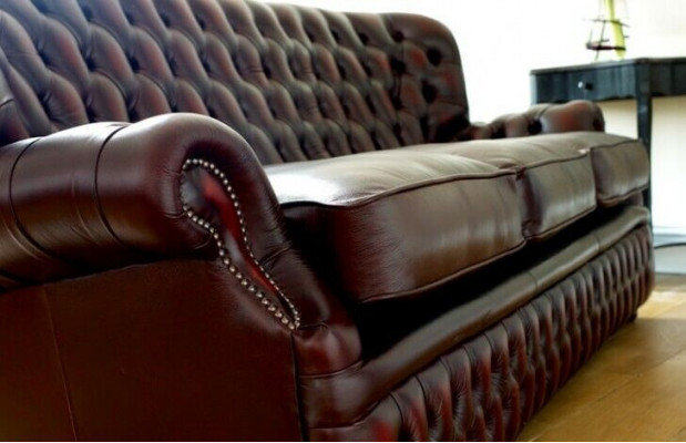Brown Chesterfield 3-miejsce do siedzenia w designerskiej kanapie do salonu w stylu Antyka