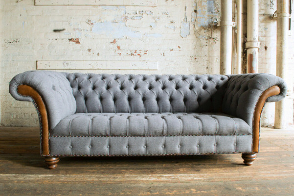 Elegancka szara trzyosobowa luksusowa sofa Chesterfield do salonu 3-osobowa