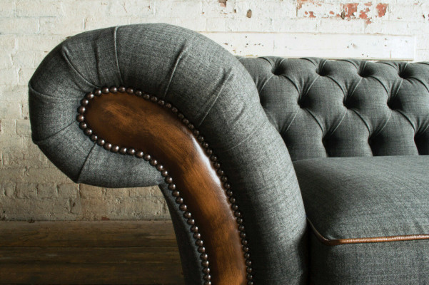 Elegancki trzyosobowy pokój dzienny Chesterfield z 3 miejscami do siedzenia