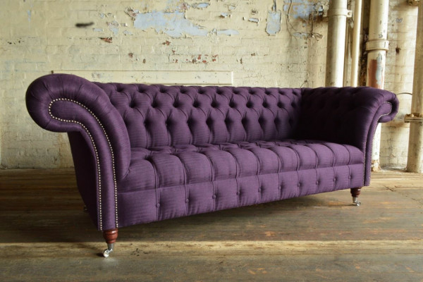 Nowoczesna 3-osobowa sofa Chesterfield w kolorze fioletowym do salonu