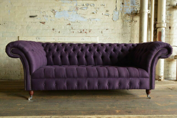 Nowoczesna 3-osobowa sofa Chesterfield w kolorze fioletowym do salonu