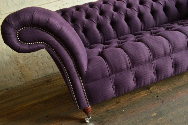Nowoczesna 3-osobowa sofa Chesterfield w kolorze fioletowym do salonu