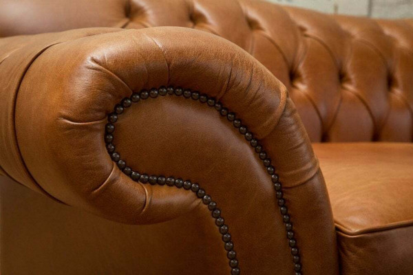 Luksusowa 3-osobowa kanapa do salonu Brown Chesterfield