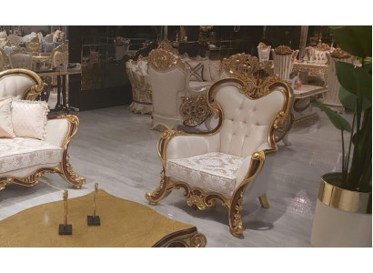 Luksusowy klasyczny fotel nauszny w kolorze białym - złoty barokowy design