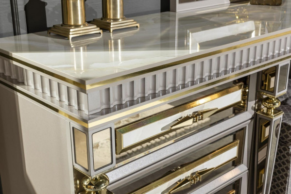Zestaw Sypialnia Beżowy Kredens Lustro Metal Meble Design Meble 2-częściowy.
