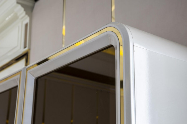 Gablota Biały Meble jadalnia Szafa Szkło Design Metal Elegancki Nowy