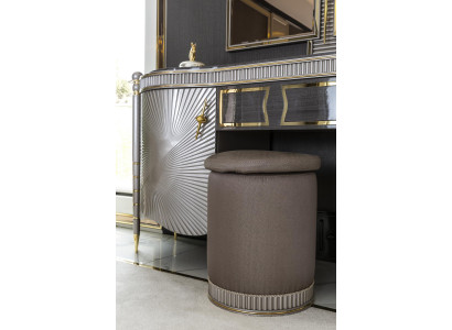 Stołek Brąz Okrągłe Eleganckie Drewno Meble Nowoczesny Design Piękna Sypialnia