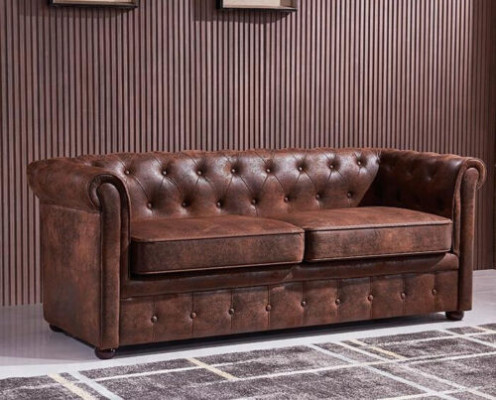 Luksusowa sofa Chesterfield w salonie