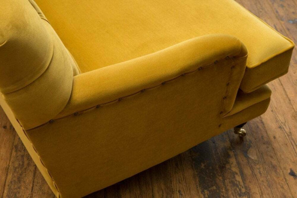 Żółty Materiał Chesterfield Podkładka z projektem trzyosobowej kanapy do salonu