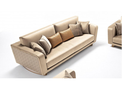 Designerska trzyosobowa sofa tapicerowana do nowoczesnego designu w salonie