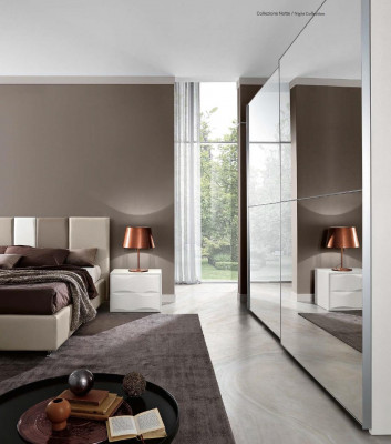 Szafka lustrzana Szafa z drzwiami przesuwnymi Szafki Drewno Design Modern Szafa