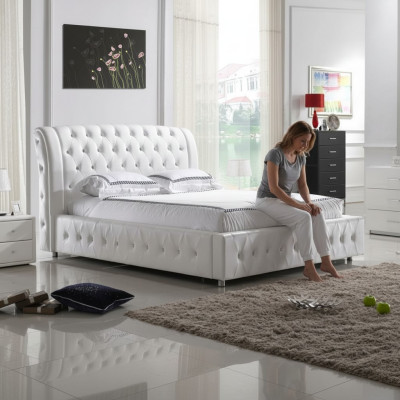 Nowoczesne łóżko hotelowe XXL Design Luksusowe podwójne łóżko Skóra Chesterfield