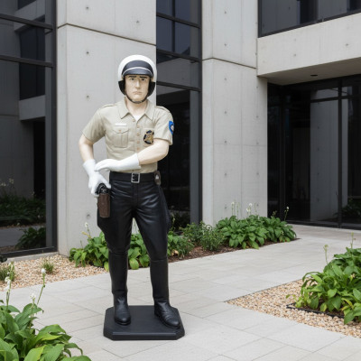 Projekt Policjant Figurka Statua Rzeźba Figurki Rzeźby Dekoracja Deco 5682