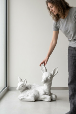 Dekoracja ogrodowa Bambi taras kamienne figurki rysunek dekoracyjny posąg